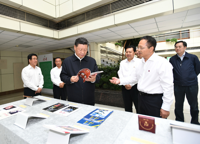 8月19日至22日，中共中央總書記、國家主席、中央軍委主席習近平在甘肅考察。這是21日下午，習近平在讀者出版集團有限公司考察。